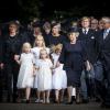 La famille royale des Pays-Bas et les proches du prince Friso d'Orange-Nassau lors de ses funérailles le 16 août 2013 à Lage Vuursche.