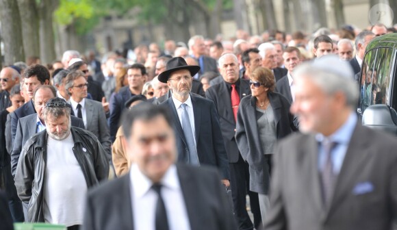 Gilles Bernheim, grand rabbin de France lors des obsèques de Jean-Pierre Pierre-Bloch au cimetière du Montparnasse à Paris, le 2 octobre 2013