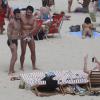 Marc Jacobs et  Harry Louis en vacances sur une plage d'Ipanema à Rio de Janeiro, le 7 avril 2013.