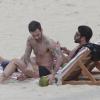 Marc Jacobs et  Harry Louis en vacances sur une plage d'Ipanema à Rio de Janeiro, le 7 avril 2013.