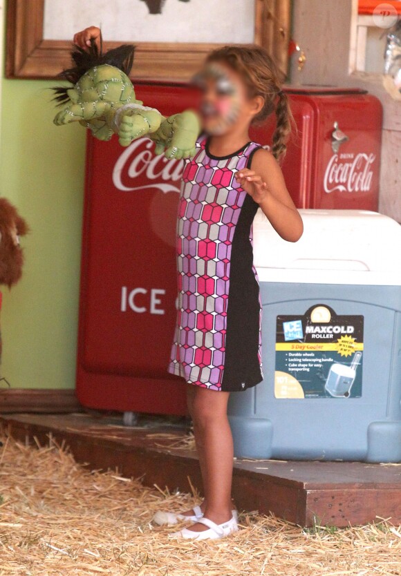 L'adorable Nahla, fille d'Halle Berry au "Mr. Bones Pumpkin Patch" à West Hollywood, le 7 octobre 2013.