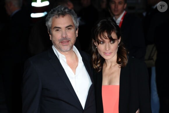 Alfonso Cuaron et Sheherazade Goldsmith lors de la première de Gravity à Londres, le 10 octobre 2013.