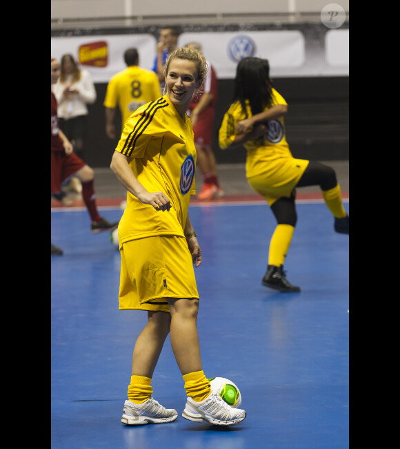 Lorie à la 7e édition du Foot Concert, au profit de l'association Huntington Avenir au Palais des sports de Lyon, le 12 octobre 2013.