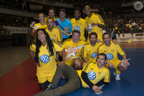 Lorie, Amel Bent, Merwan Rim à la 7e édition du Foot Concert, au profit de l'association Huntington Avenir au Palais des sports de Lyon, le 12 octobre 2013.
