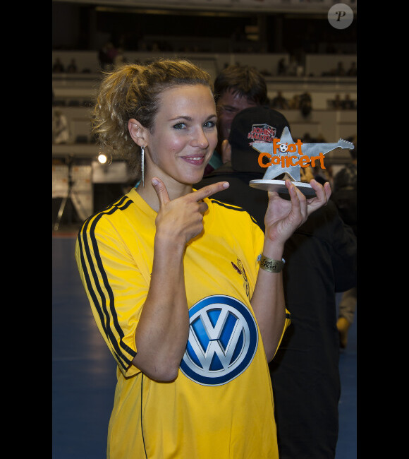 Lorie à la 7e édition du Foot Concert, au profit de l'association Huntington Avenir au Palais des sports de Lyon, le 12 octobre 2013.