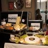 La soirée de lancement du "Cercle officiel des filles à fromages et plus si affinités" au restaurant Les Portes à Paris, le 14 octobre 2013. 