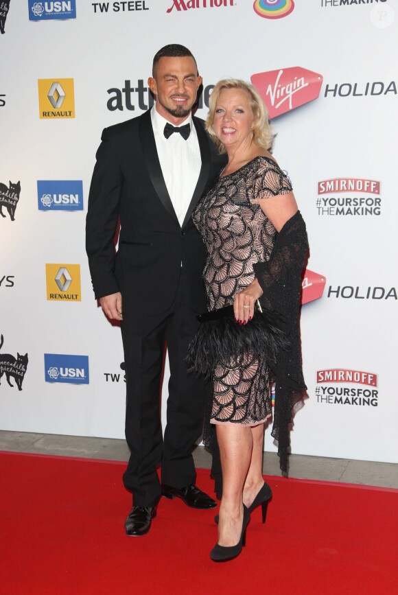 Deborah Meaden et Robin Windsor à la soirée "Attitude Magazine Awards" à Londres, le 15 octobre 2013.