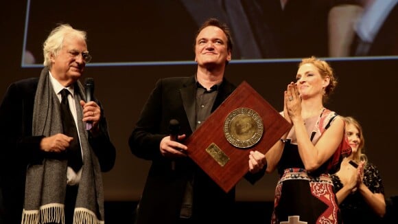 Quentin Tarantino : Emu aux larmes devant Uma Thurman pour son Prix Lumière