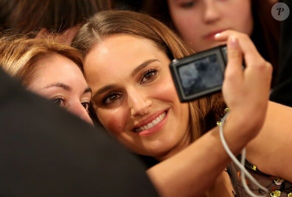 Natalie Portman lors de l'avant-première du film "Thor: Le Monde des ténèbres", au Grand Rex à Paris, le 23 octobre 2013.