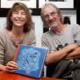 Jane Birkin et son frère Andrew dédicacent le livre "Jane et Serge : un album de famille", à la librairie Taschen à Paris, le 22 octobre 2013.