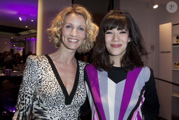 Alexandra Lamy et son amie Mélanie Doutey à Paris le 21 mars 2013