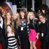 La famille Cyrus au grand complet (Miley Cyrus, Billy Ray Cyrus, Noah Cyrus, Braison Cyrus, Brandi Cyrus, Tish Cyrus, Trace Cyrus) à Los Angeles, le 2 avril 2009.
