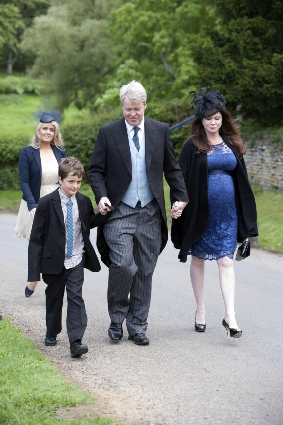 Charles Spencer et son épouse Karen Gordon au mariage d'Emily McCorquodale, nièce de Lady Di, en juin 2012