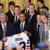 Barack Obama recevait l'équipe championne de NHL, les Blackhawks de Chicago, à la Maison Blanche à Washington, le 4 novembre 2013