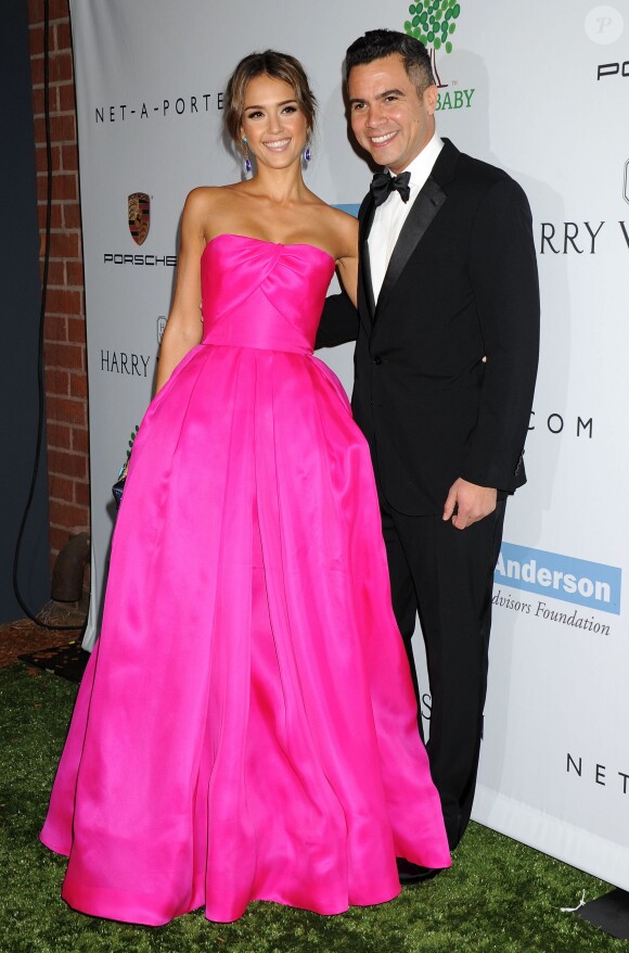 Jessica Alba et son mari Cash Warren assistent au gala Baby2Baby à la Book Bindery. Culver City, le 9 novembre 2013.