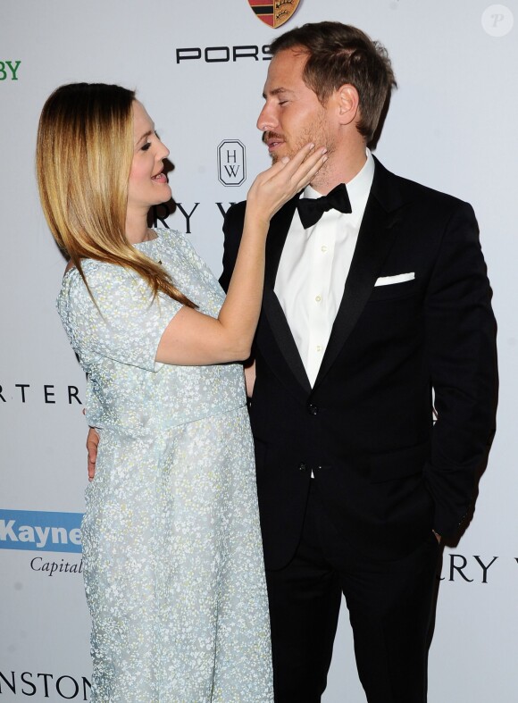 Drew Barrymore et son mari Will Kopelman assistent au gala Baby2Baby à la Book Bindery. Culver City, le 9 novembre 2013.