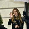 Céline Dion sort de son hôtel parisien, le 12 novembre 2013.