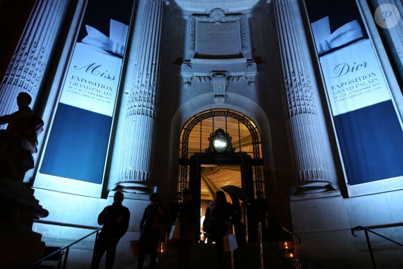 Exposition Miss Dior au Grand Palais.  L'exposition se tient du 13 au 25 novembre 2013