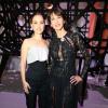 Natalie Portman et Sophie Marceau au vernissage de l'exposition Miss Dior au Grand Palais. Le 12 novembre 2013. L'exposition se tient du 13 au 25 novembre 2013