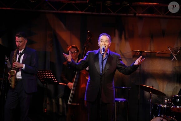 Yves Lecoq chante Trenet au New Morning à Paris le 13 novembre 2013.