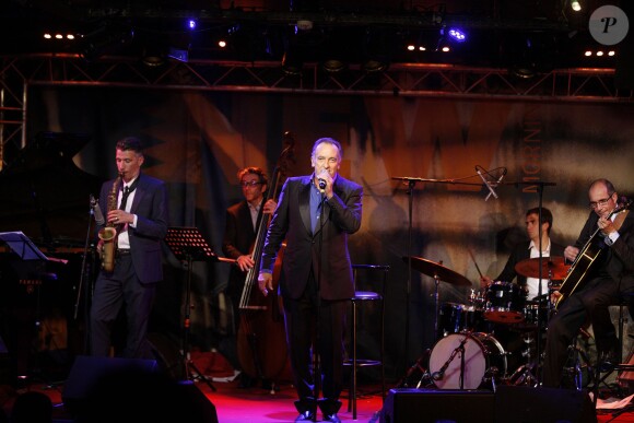 Yves Lecoq chante Trenet au New Morning à Paris le 13 novembre 2013.