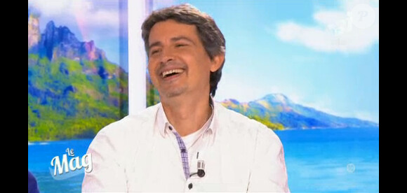 Le comédien Philippe Vasseur sur le plateau du Mag sur NRJ 12, le mardi 19 novembre 2013.