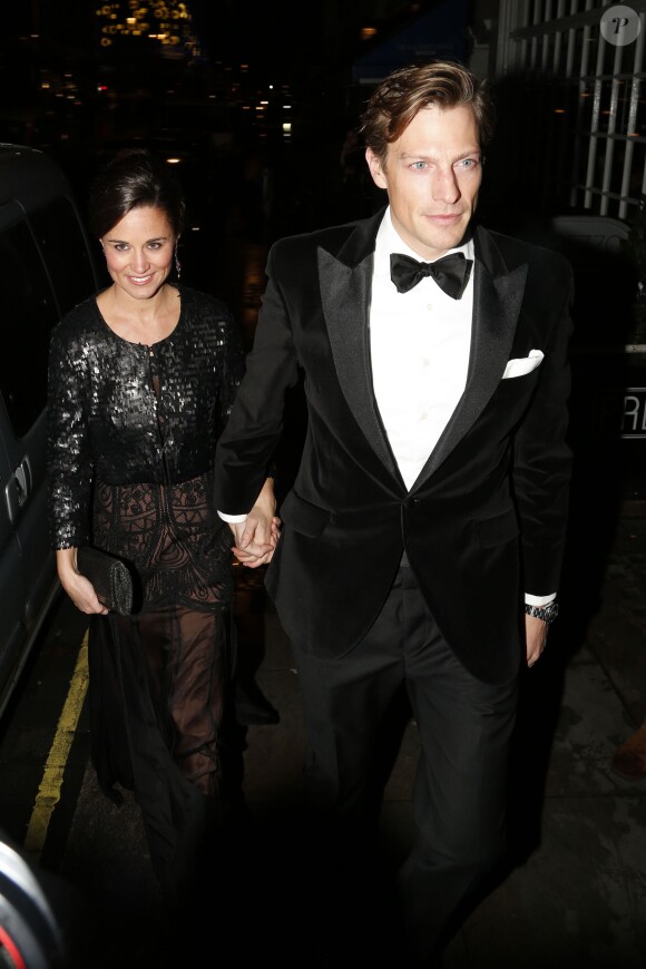 Pippa Middleton et son petit ami Nico Jackson se rendent au dîner "Sugarpum" à Londres le 20 novembre 2013.