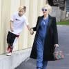 Gwen Stefani, enceinte, et son mari Gavin Rossdale vont déjeuner avec leurs enfants Kingston et Zuma à Los Angeles, le 23 novembre 2013.