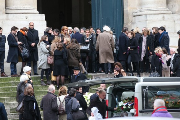 Exclusif - Frédéric Martin, Céline Boisson et sa fille Juliette Martin lors des obsèques du grand ami de Jacques Martin, Paul Ceuzin, en l'église Saint-Roch à Paris, le 19 novembre 2013