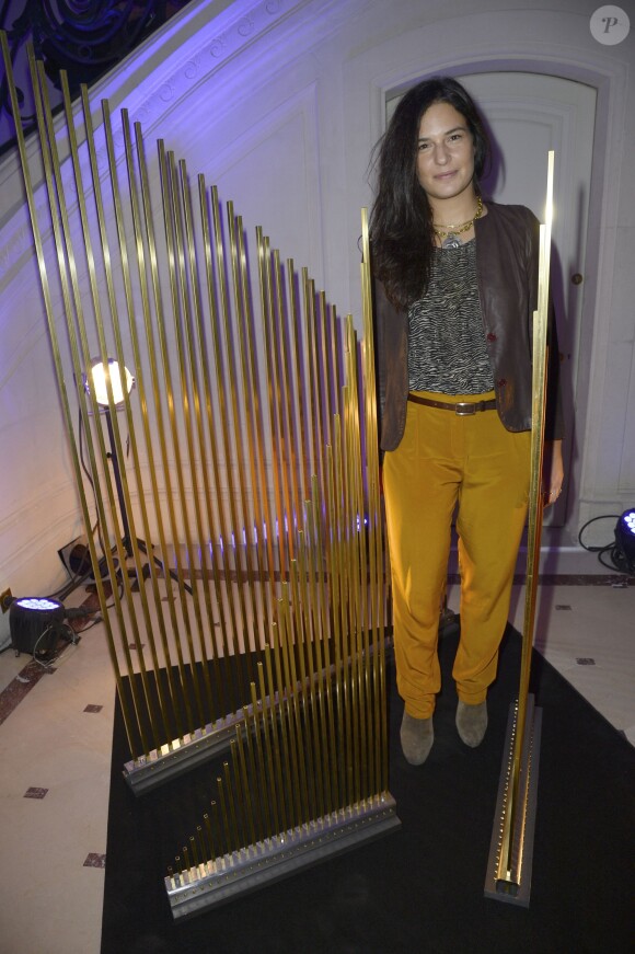 Marine Breynaert lors de la 18e édition de l'opération Sapins de Noël des Créateurs à l'hôtel Salomon de Rothschild à Paris, le 3 décembre 2013.