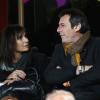 Jean Luc Reichmann et sa compagne Nathalie, au Parc des Princes, à Paris, en décembre 2012.