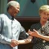 Nelson Mandela et Lady Diana en 1997 à Capte Town