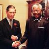 Nelson Mandela avec le prince Charles à Cape Town en 2008