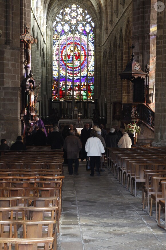 Exclusif - Obsèques de Jacqueline Duforest en la Collégiale Saint-Aubin, à Guérande le 28 Novembre 2013.