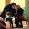 L'Américaine Mary Kate Olsen et Olivier Sarkozy quittent Paris depuis l'aéroport Roissy-Charles de Gaulle. Le 6 janvier 2013