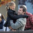 Ben Affleck et sa fille aînée Violet, 8 ans, assistent à un pique-nique dans un parc de Los Angeles. Le 8 décembre 2013.