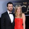 Justin Theroux et Jennifer Aniston lors de la cérémonie des Oscars 2013