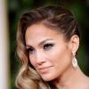 6e coiffure : le side hair ondulé de Jennifer Lopez