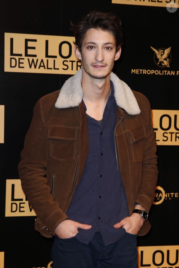 Pierre Niney à Paris, le 9 décembre 2013.