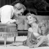 Peter O'Toole, acteur de théâtre dans The Apple Cart face à Susannah York, en 1986.