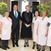 Le prince Albert II de Monaco et la princesse Charlene de Monaco distribuaient dans l'après-midi du 17 décembre 2013 des colis de Noël aux pensionnaires du Centre de gérontologie clinique Rainier III.