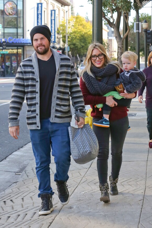 Hilary Duff en famille dans les rues de LA en décembre 2013