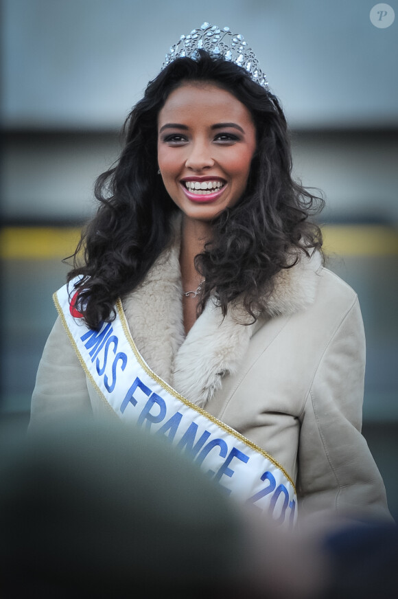 Miss France 2014, Flora Coquerel a été reçue comme une reine à Chartres, le 18 décembre 2013.