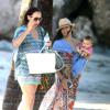 Exclusif - L'actrice Jenna Dewan de 32 ans profite de la plage à Porto Rico, le 12 decembre 2013, pendant que son mari Channing Tatum tourne le film "22 Jump Street"