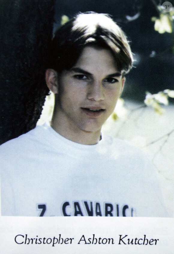 Ashton Kutcher en 1996 à la Clear Creek-Amana High School, Tiffin, Iowa.