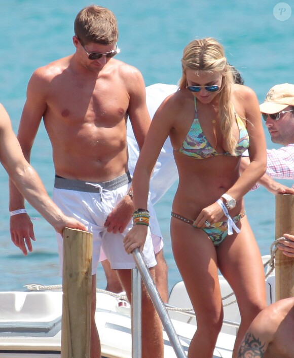 Steven Gerrard et sa femme Alex à Ibiza le 16 juin 2013
