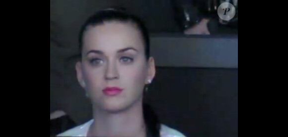 Katy Perry s'ennuie ferme au concert de Britney Spears à Las Vegas, le vendredi 27 décembre 2013.