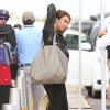 Exclusif - Fin des vacances pour Jessica Alba, qui arrive avec sa petite famille à l'aéroport de Cabo San Lucas. Le 4 janvier 2014.