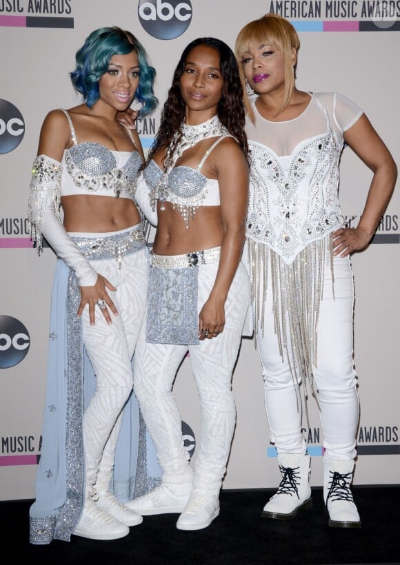 Lil Mama et les chanteuses des TLC Tionne 'T-Boz' Watkins et Rozonda 'Chilli' Thomas lors des American Music Awards 2013 au Nokia Theatre de Los Angeles, le 24 novembre 2013