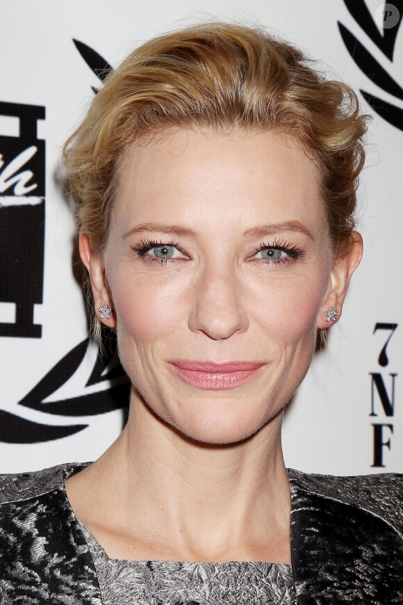 Cate Blanchett radieuse en Antonio Berardi lors des New York Film Critics Circle Awards 2014 à New York le 6 janvier 2014.